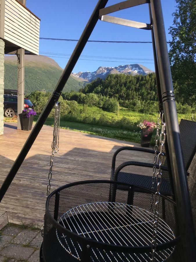 Hundbergan Apartment-Free Parking-15 Min From Tromso Tromsdalen Exterior photo